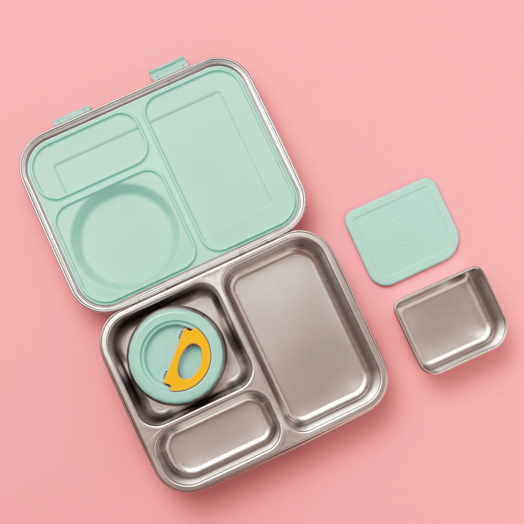 Hot n Cold stainless steel hero lunch box box in mint includes an insulated food jar that sits inside with 2 other compartments and a removable snack container 