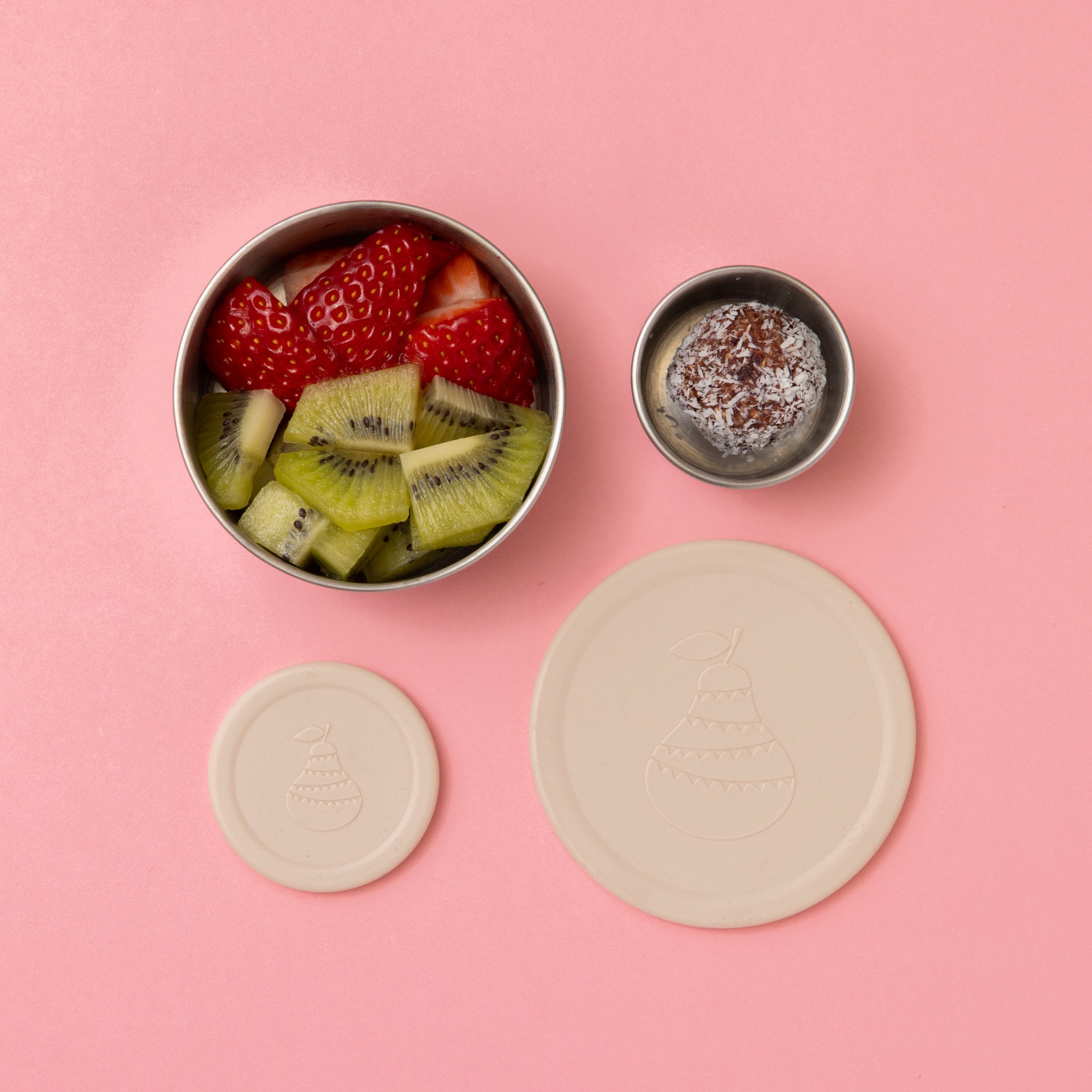 round stainless steel snacker pot sets with oatmeal lids with food inside